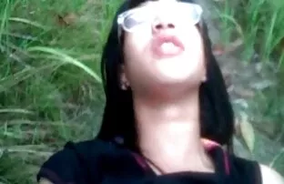 XXX Culo Tráfico Picante Claudia consigue su buen sexo oral videos martillo atornillado