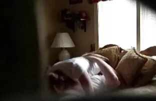 XXX Junto a la lesbianas dandose sexo oral piscina