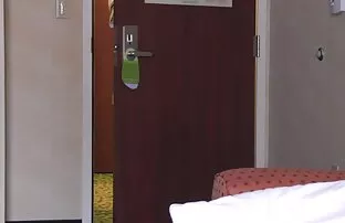 XXX La señora hace pornografia sexo oral esclavo el semen
