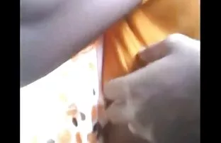 XXX Conjunto videos calientes sexo oral de tres partido con una vieja mujer
