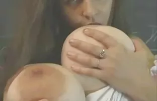 XXX Estoy Traspasado de la Abuela con el coño perforado videos de sexo oral profundo por el puño
